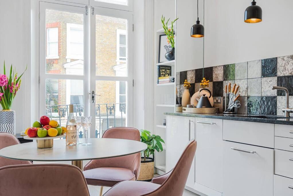 Appartamento Lady On The Lane- 2 Bed Primrose Hill Londra Esterno foto