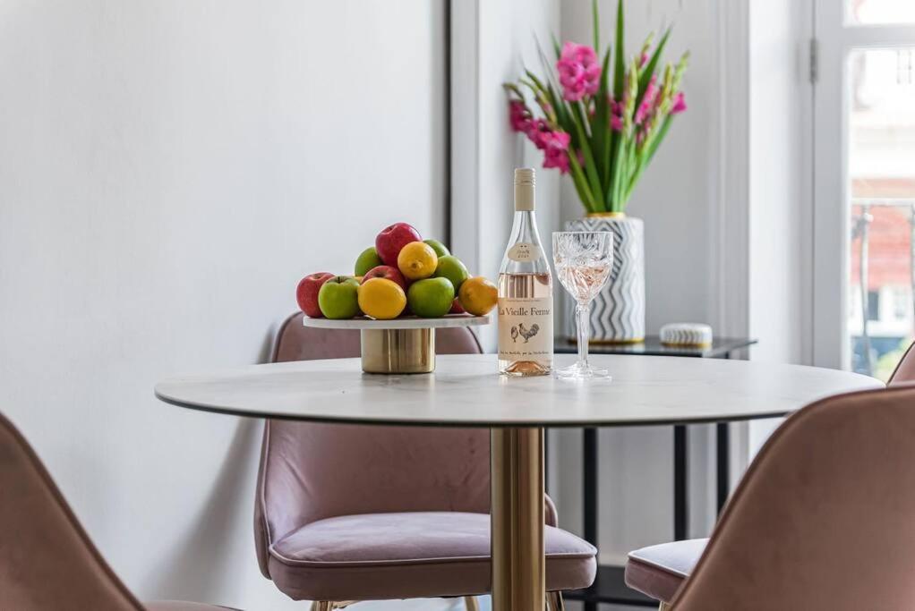 Appartamento Lady On The Lane- 2 Bed Primrose Hill Londra Esterno foto